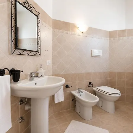 Two Bedroom With Pool Taty Апартаменти Порто-Черво