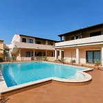 Taty Apartament *